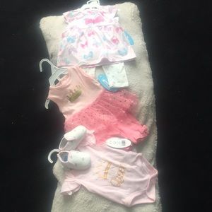 Cute Girl Clothing 0-3 Months With Baby Shoes
